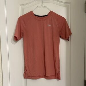 Nike women’s running Tee in Coral